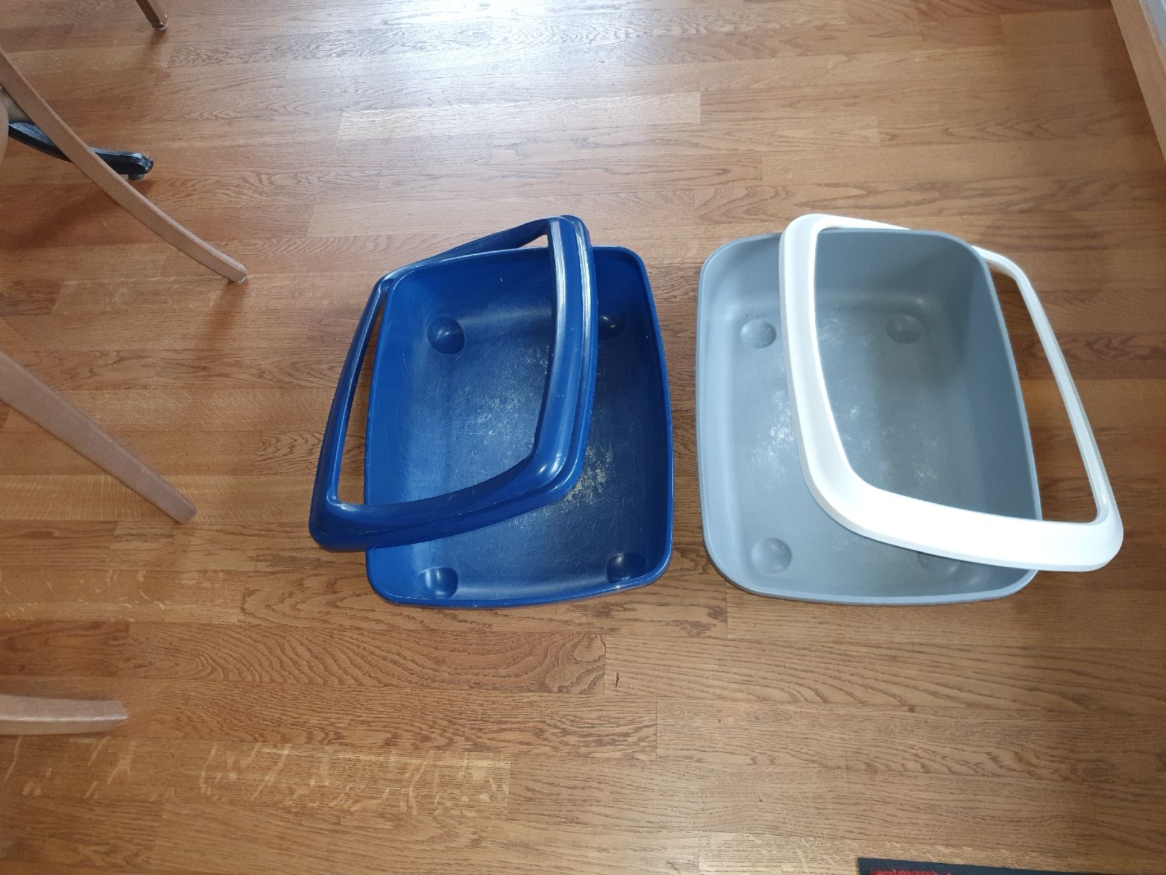 WC: Katzenklo, 2x – Gebraucht aus Wettingen von 5430Mina 1