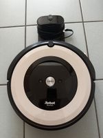 iRobot Roomba e5 Saugroboter mit Ladestation voll funktionsf