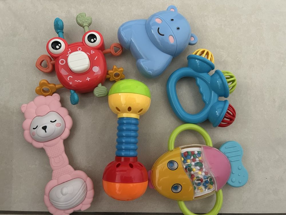 Süsse Baby Rassel Rasseln Greiflinge wie neu (Gebraucht) in Rümlang für ...