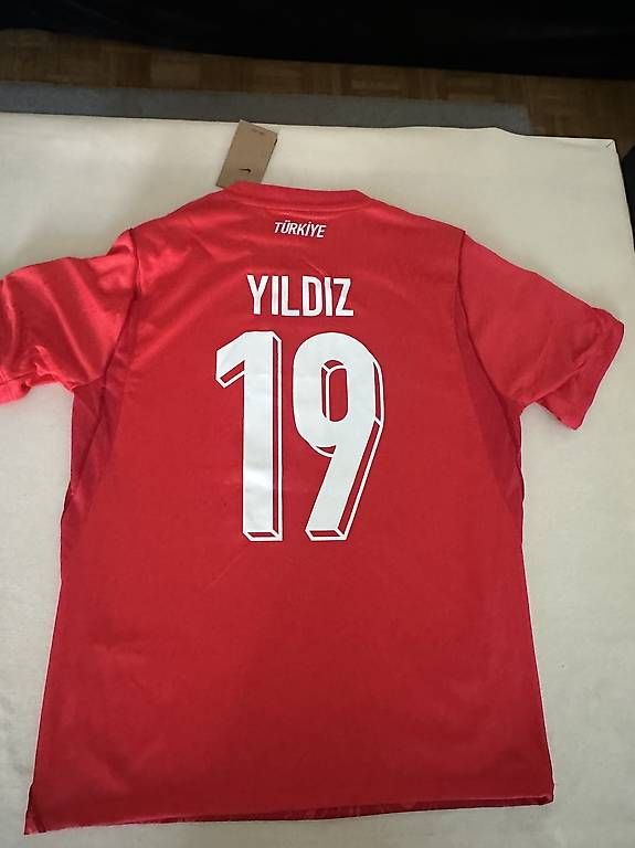 Maillots de corps & Pantalons: Yildiz 19 Trikot – D'occasion à Birr par KingLaki 1
