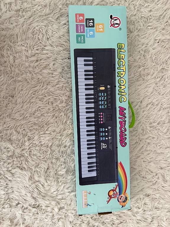Strumenti musicali: Keyboard mit Mikrofon (Kinder) – Nuovo e nell'imballaggio originale da Au SG venduto da evi_86w5