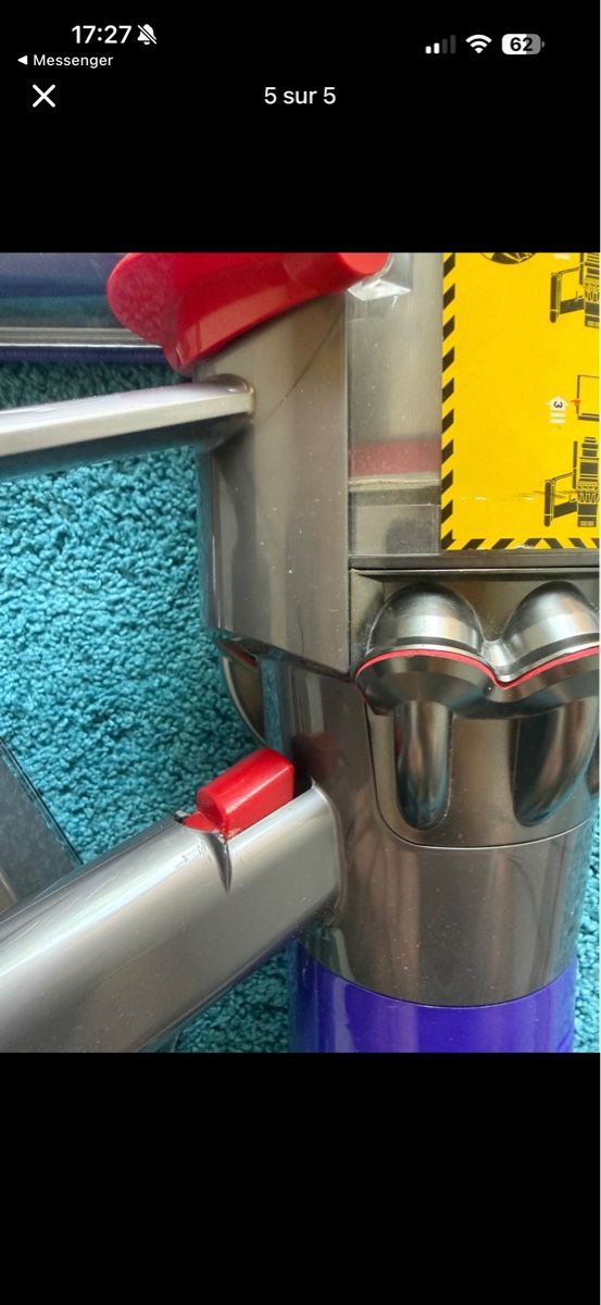 Dyson Aspirapolveri & Accessori: Aspirateur Dyson V10 Absolute   – Usato da La Chaux-de-Fonds venduto da DarvinchiX 3