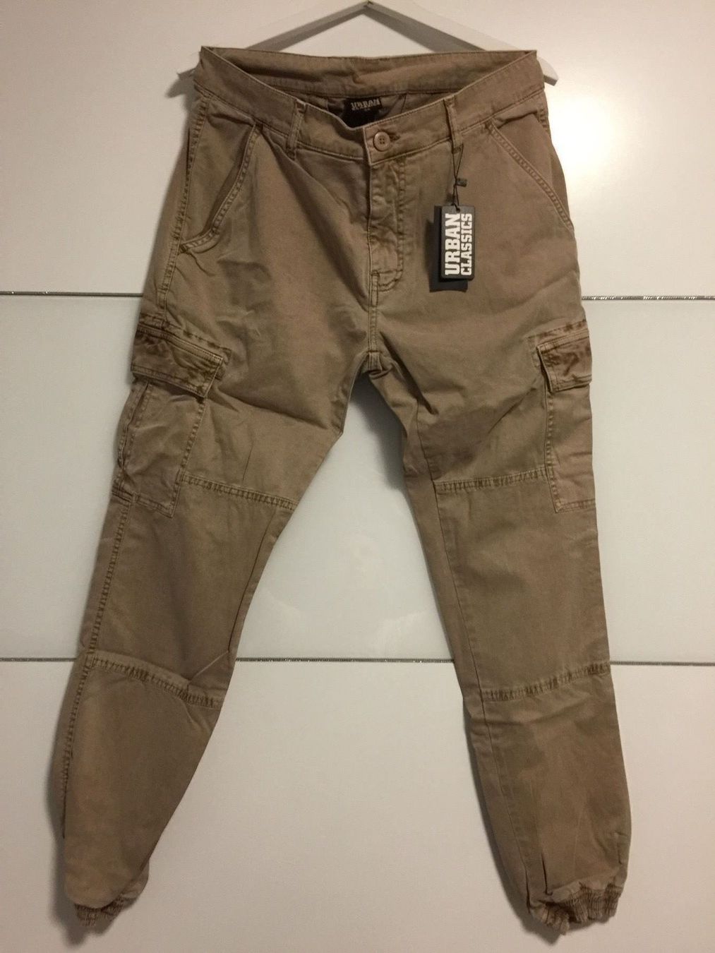 Hosen: URBAN CLASSICS Cargo Pants Gr. 34 – Neu und originalverpackt aus Mülenen von CreativeSolutions