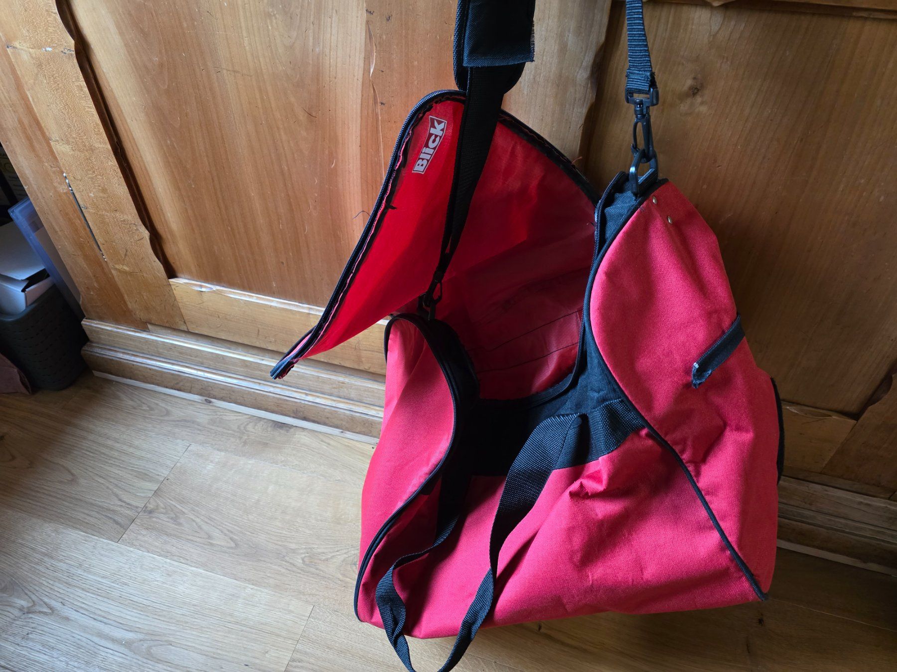 Taschen: Vintage Sport Tasche BLICK – Defekt aus Walterswil BE von Lonitti 3