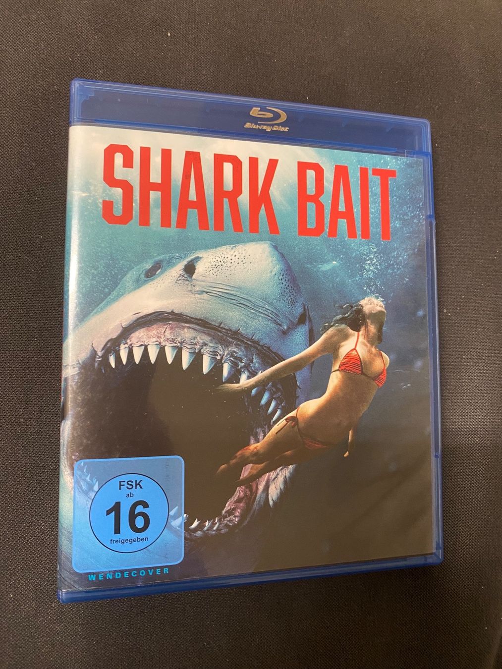 Tutti i DVDs: Shark Bait – Nuovo (secondo la descrizione) da Einsiedeln venduto da Penguin_Holmes