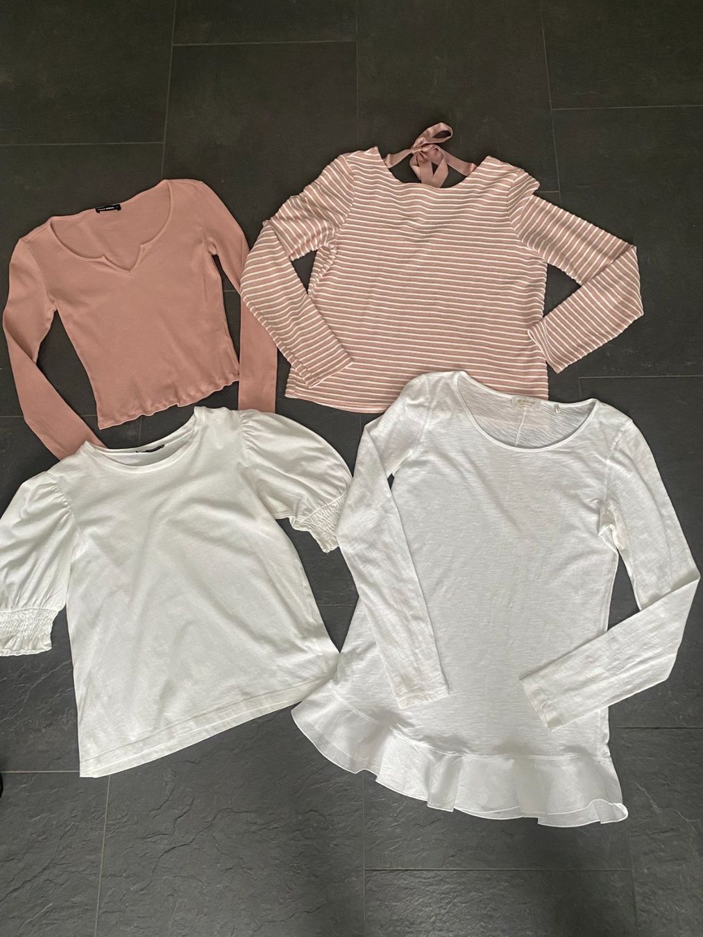 Lotti di vestiti: 4 Stk. Damen Oberteil Set Gr. S – Usato da Bonstetten venduto da VCLS