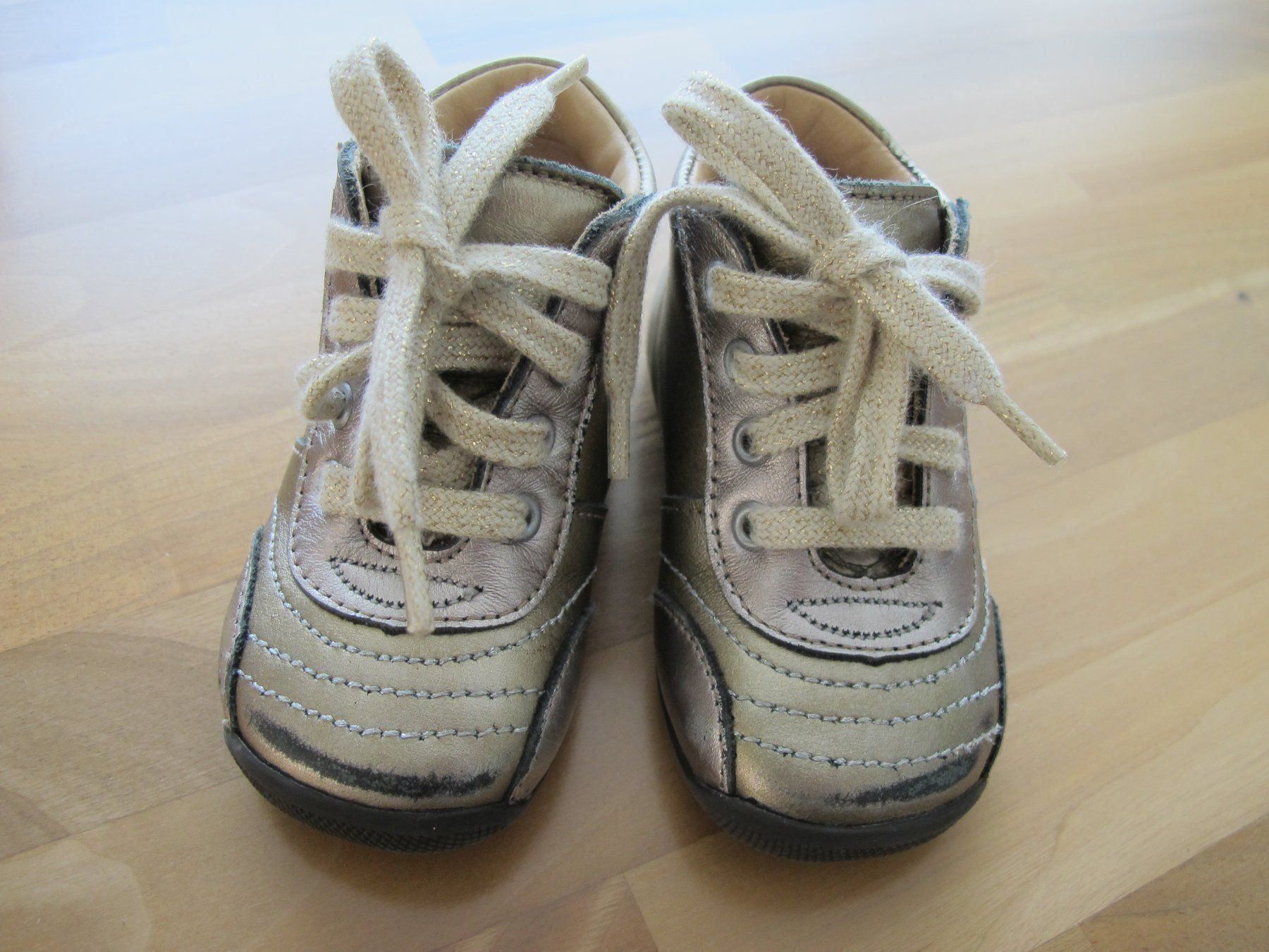 Scarpe per ragazzi: Schuhe Baby Gr. 18 von Däumling – Usato da Rheinfelden venduto da zwitschi_09 1