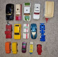 Konvolut Corgi Spielzeugautos diverse Modelle bespielt