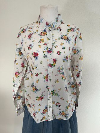 Bluse mit Blumen, Baumwolle, Grösse S-M, Neu! NP 59.-