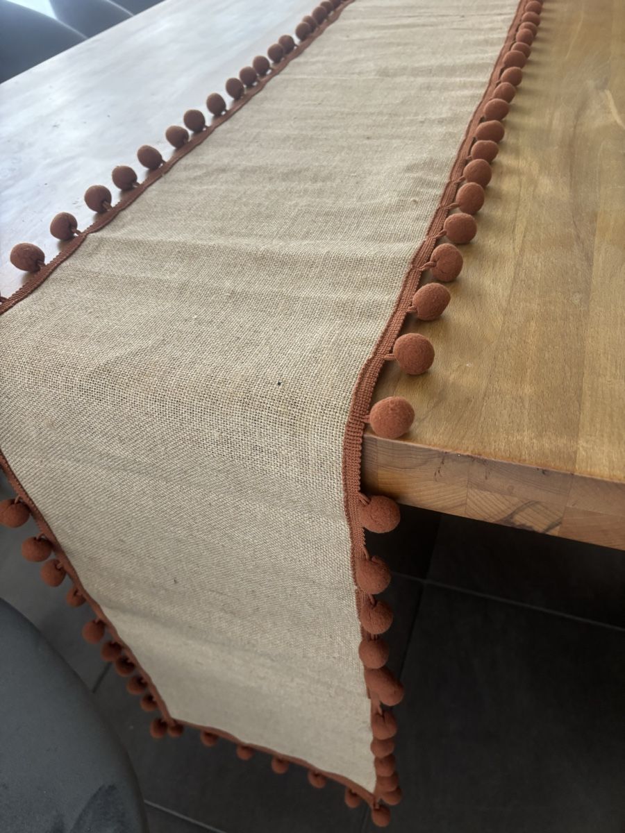 Set de table et chaises: Tischläufer 275x30 cm – Neuf (Voir description) à Zug par Biki72 1