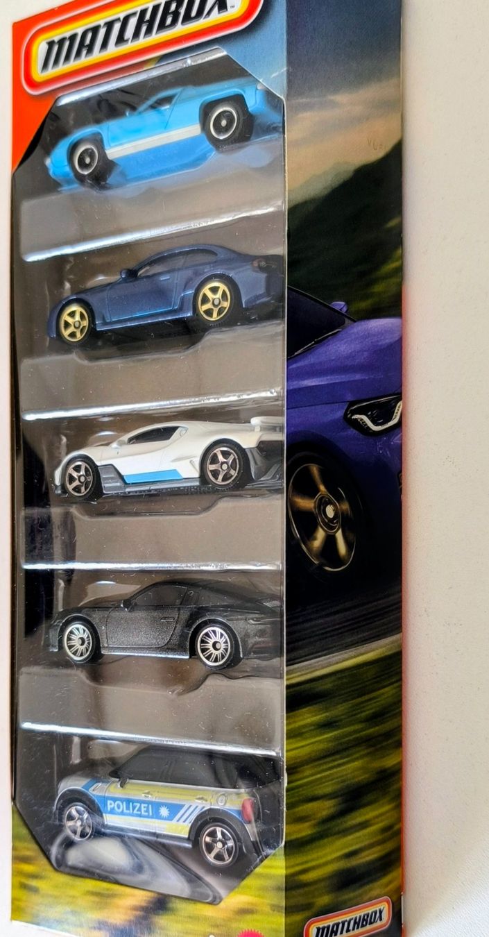 Matchbox Modellini d'auto: Matchbox 5 Pack Lotus, BMW M2, Bugatti, Porsche 911, Mini – Nuovo e nell'imballaggio originale da Muttenz venduto da hak_dsk9 2