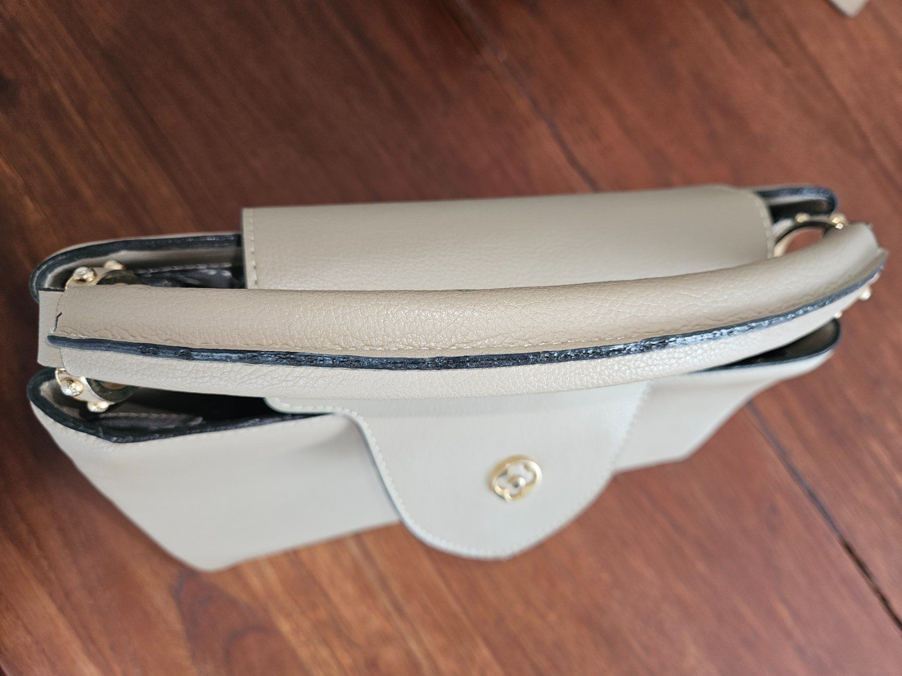 Louis Vuitton Taschen für Damen: Louis Vuitton Capucines - absolutes Schnäppchen – Gebraucht aus Huttwil von heinzdaniel63 2
