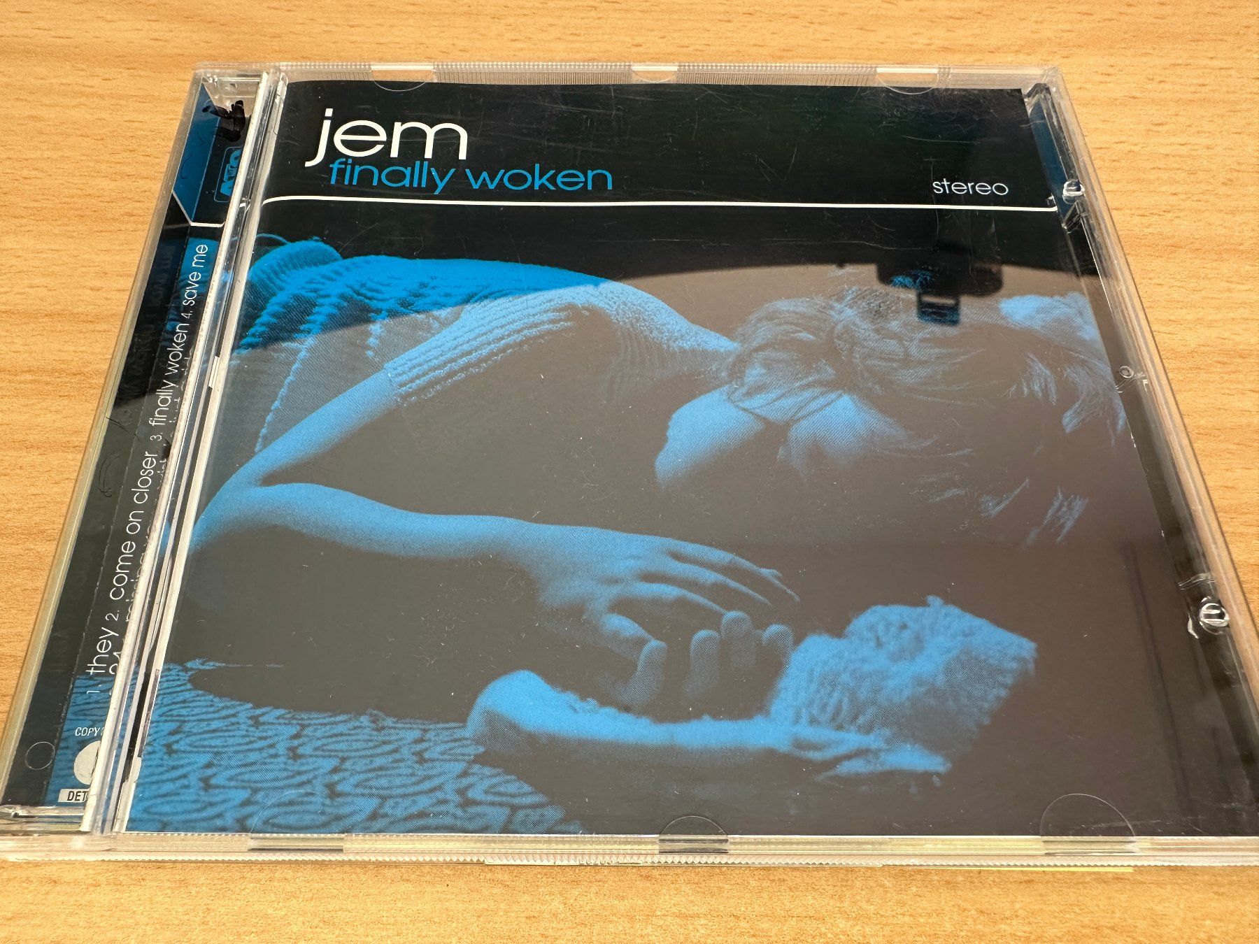 CD: Jem – Finally Woken – Usato da Rikon im Tösstal venduto da Alpenmutz