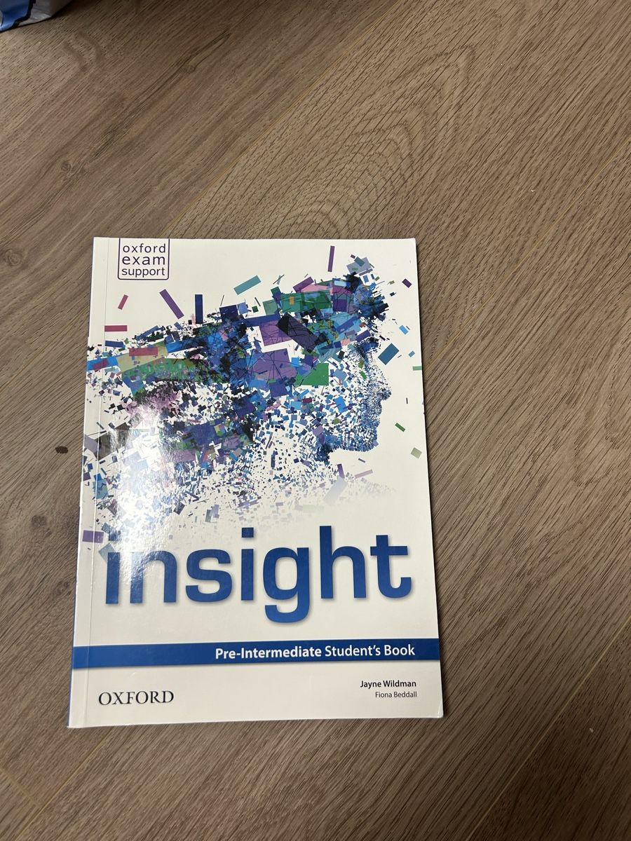 Libri: Insight Pre-Intermediate Student's Book Oxford Buch – Usato da Alterswil FR venduto da kat_cfw8