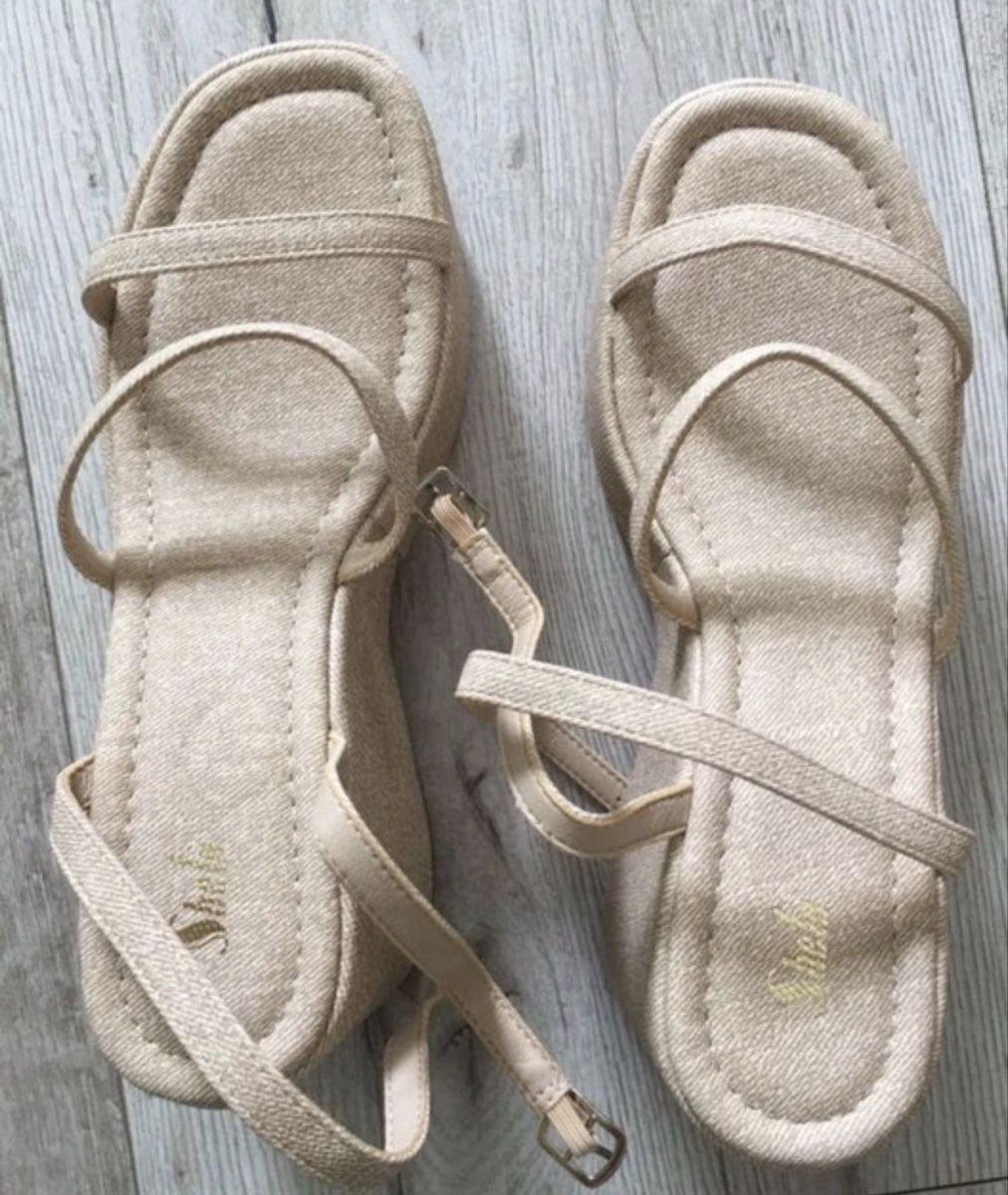Scarpe da donna: Sandales compensées – Nuovo (secondo la descrizione) da Genève venduto da tch_dw9w