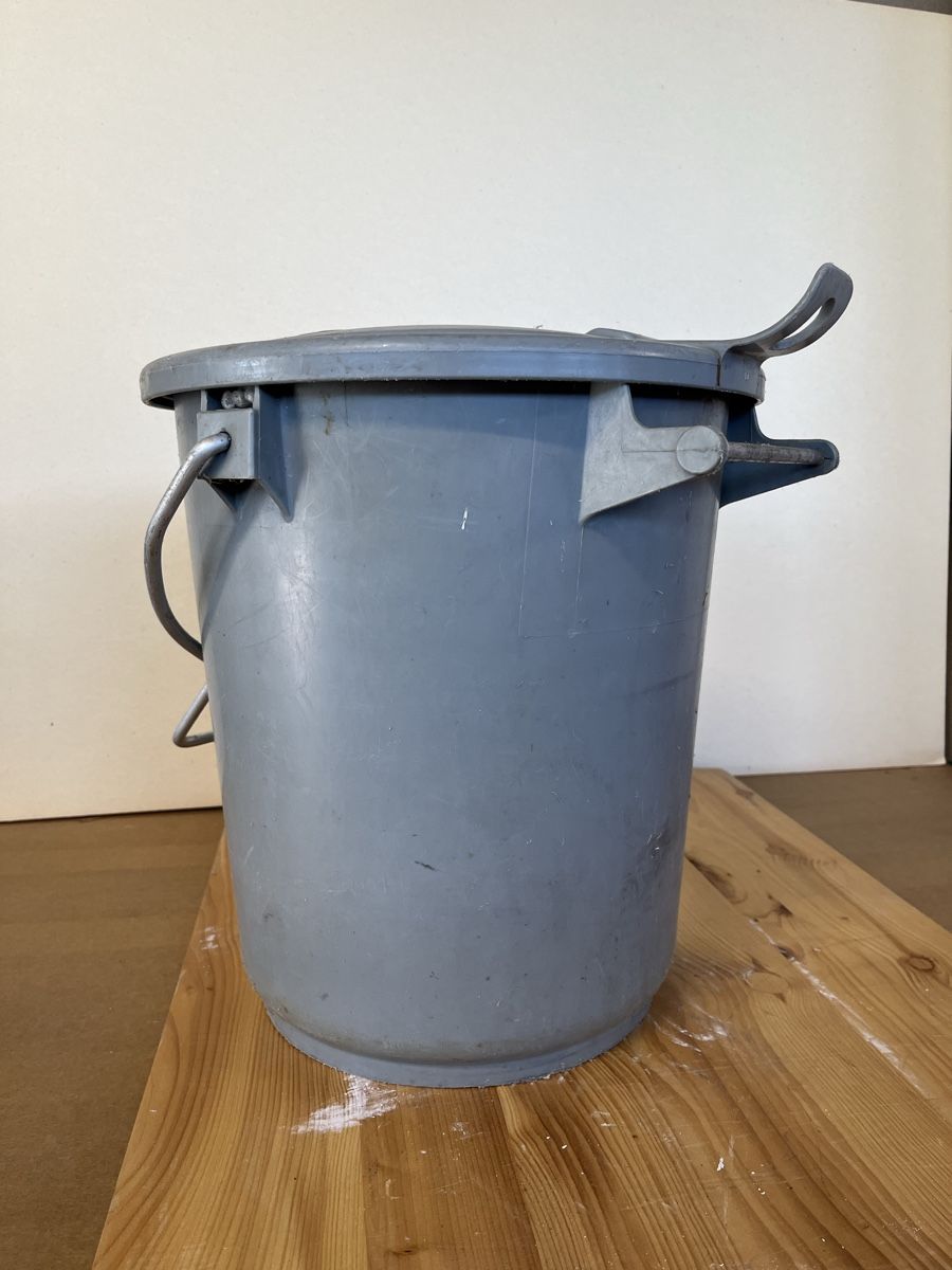 Ochsner Poubelles: System Ochsner Eimer – D'occasion à Gontenschwil par Schess