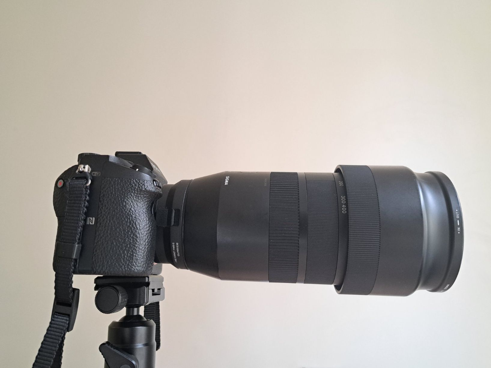 Sony Fotocamera: Sony A7 II + Sigma 100-400mm - Kit complet – Usato da Genève venduto da UneGenevoiseVintage 2