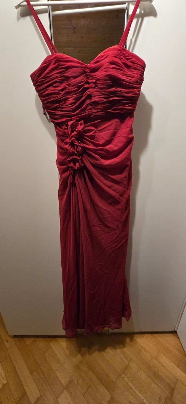 Vestiti: Rot Abendkleid – Usato da dietikon venduto da kar_l26c 1