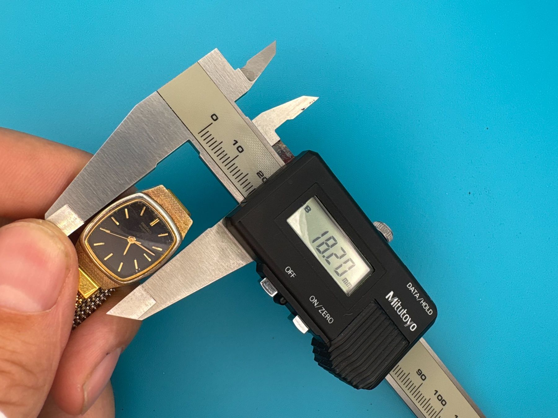 Seiko Montres: Goldfarbene Seiko Quarz – D'occasion à Elgg par Jo_Naj 5