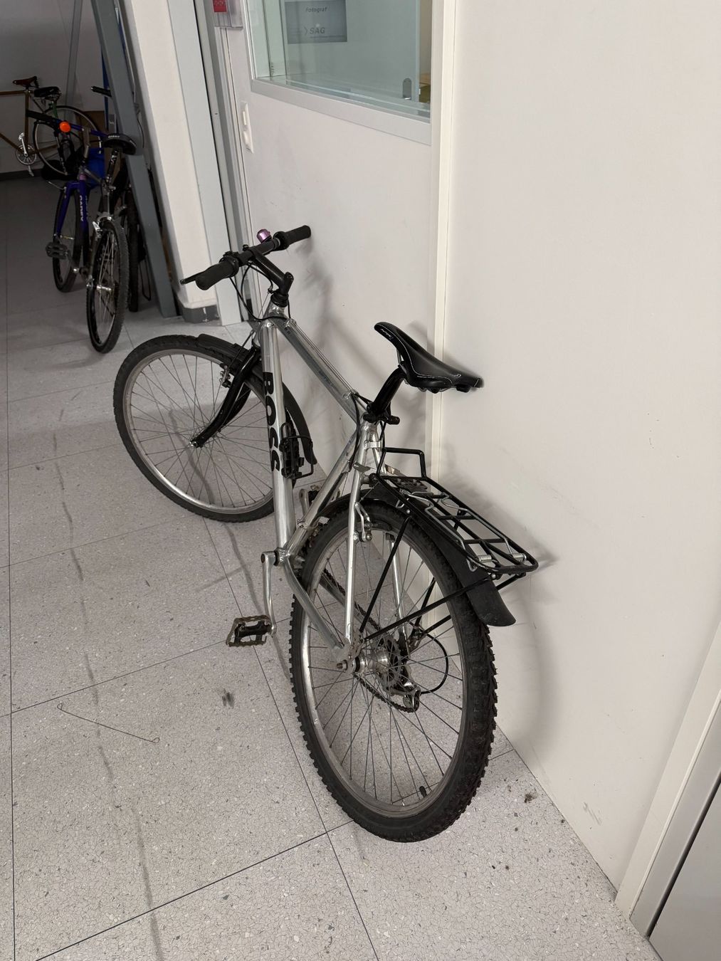 Biciclette: City-Bike Gebraucht!! – Usato da Schwerzenbach venduto da Fachhaus_Logistik 2