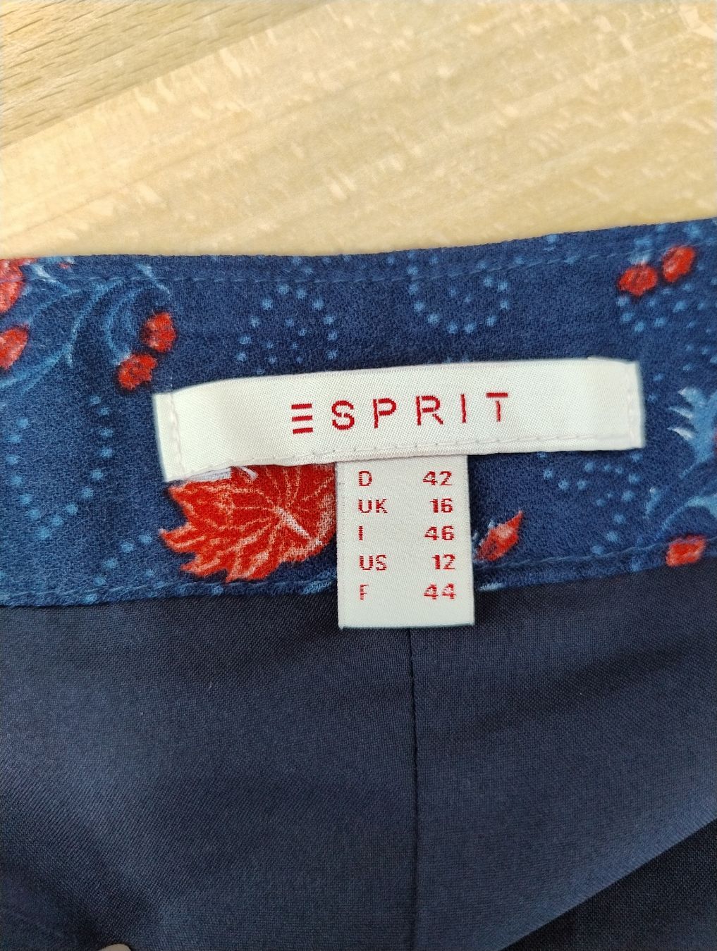 Esprit Röcke: Esprit Rock blau mit Blumenmuster, Gr. 42 – Gebraucht aus Kirchberg BE von lauraflu 6