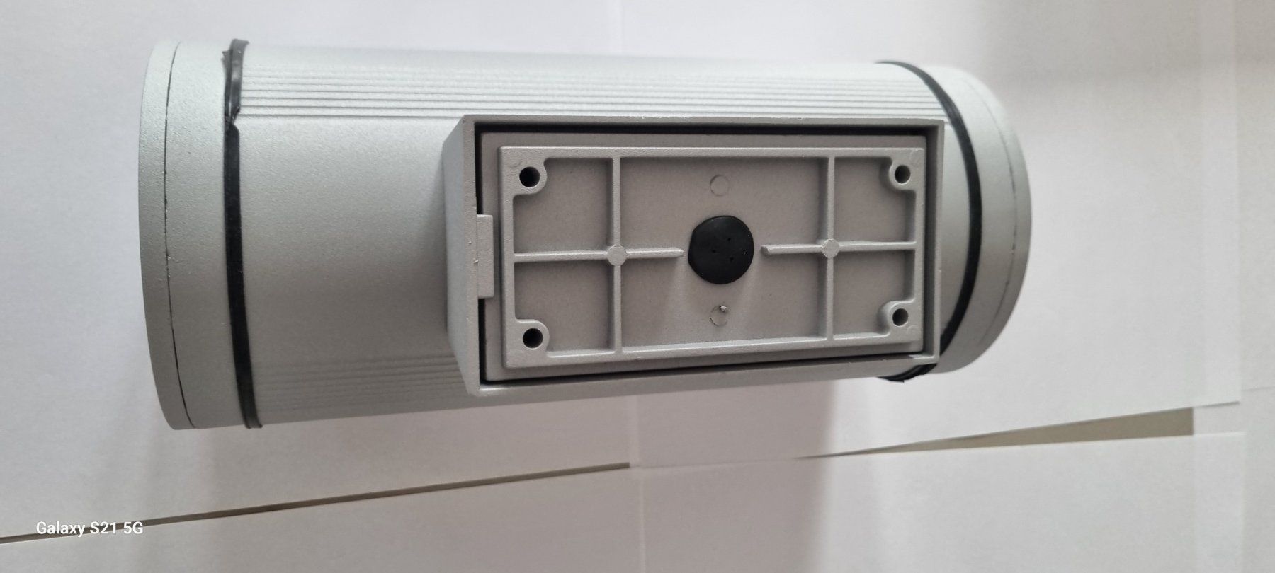 Lampen: Robuste Metall Gehäuse Einbrennlackierung Restposten LED – Gebraucht aus Geroldswil von jmop 9