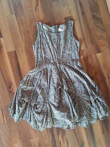 Name It Vestiti & Gonne: Kleid von Name IT Gr. 128/134 – Usato da Widnau venduto da KleineHonigblume
