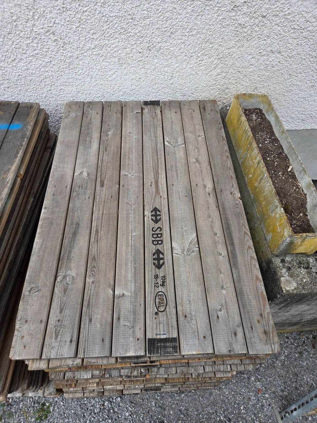 Pallets: Palettenrahmen Deckel 1/40 – Usato da Oberhasli venduto da General-Dealer 1
