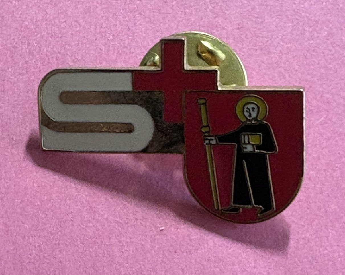 Placchette & Badge: Pin Glarus Fridolin – Usato da Basel venduto da adl_6y8g