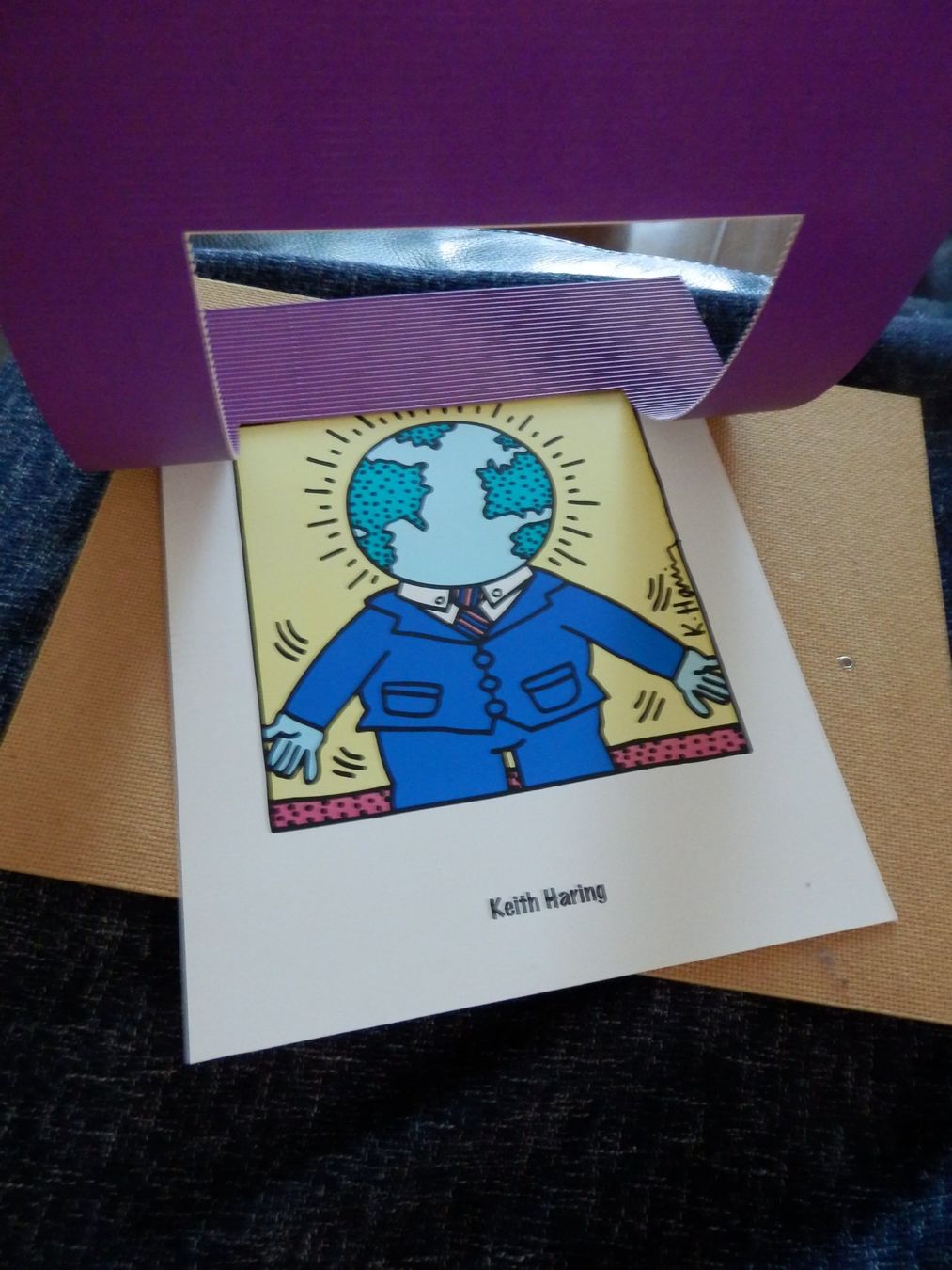 Grafiken & Lithographien: KEITH HARING - 3D Litho - "Global Man" - 32 x 40cm – Gebraucht aus Emmenbrücke von Schubi1