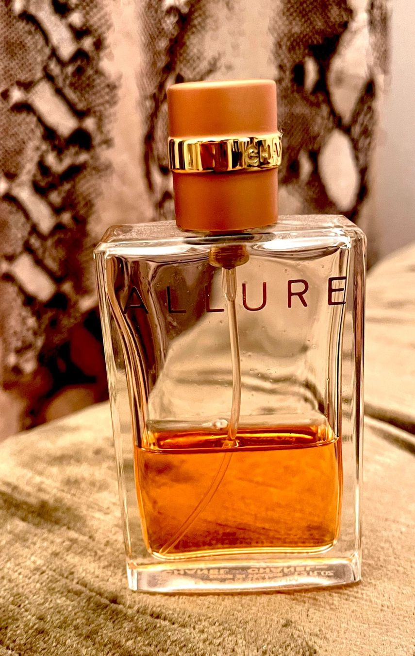Chanel Parfum & Eau de Toilette: Parfum Chanel allure – Gebraucht aus Kilchberg ZH von Suisse500