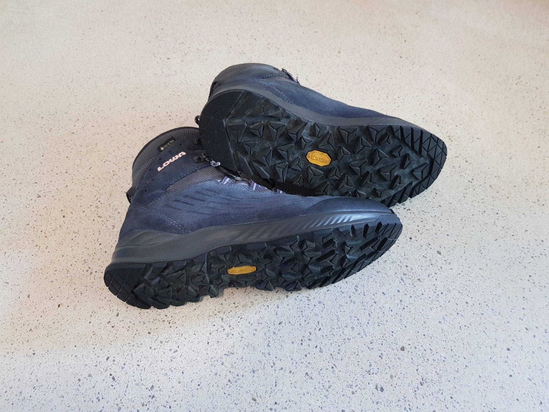 Lowa Scarpe da donna: Lowa Explorer GTX Wanderschuh Grösse 39 – Usato da Basel venduto da fafa68 5