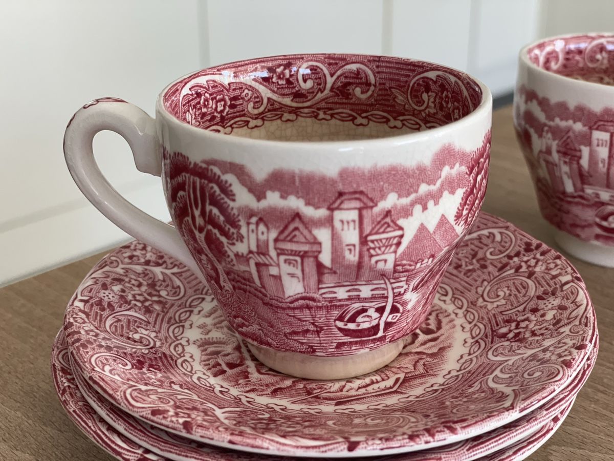 Tassen: Drei Royal Warwick Espressotassen & Unterteller – Gebraucht aus Herisau von Daisy8613