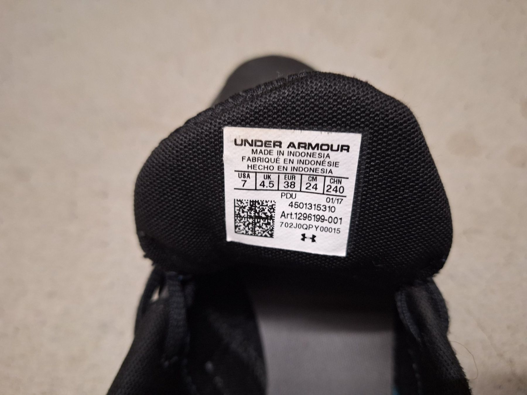 Under Armour Scarpe da donna: Under Armour Sneaker Gr. 38 – Usato da Burgdorf venduto da W31S 3