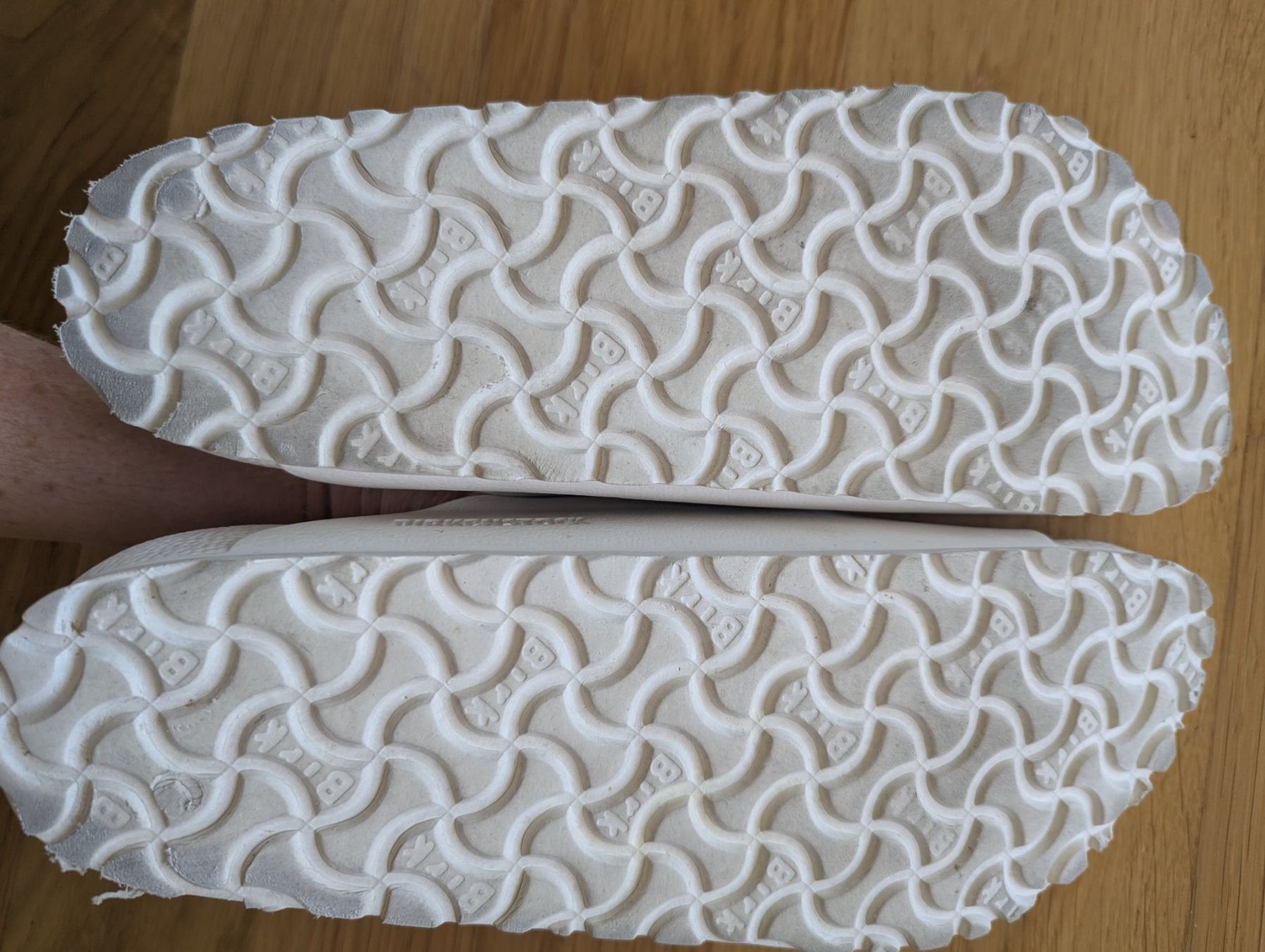 Birkenstock Scarpe da donna: Birkenstock Badesandalen – Usato da Aesch ZH venduto da DanKe03 1