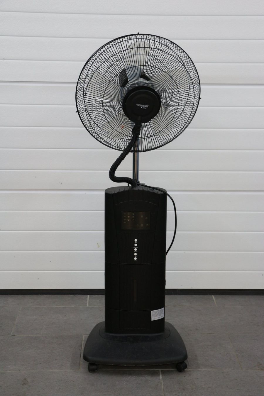 Ventilatori: Stand Ventilator mit Sprühnebel – Usato da Corminboeuf venduto da antikerverkauf