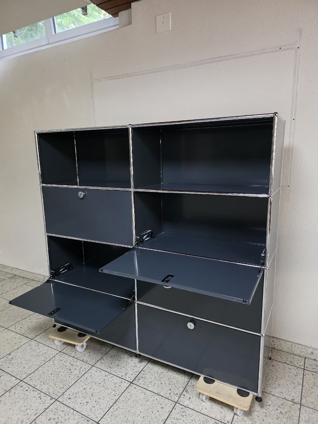 USM Scaffali: Designer Regal USM Haller grau  – Usato da Lichtensteig venduto da Usedinstorecom 3