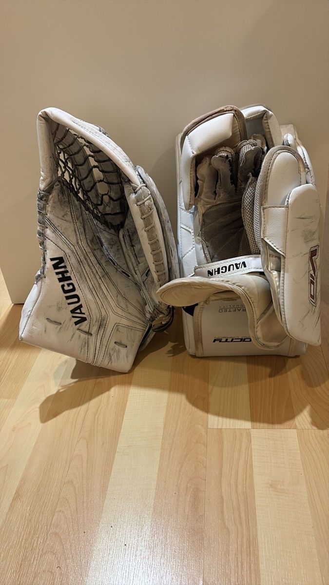 Altri accessori da uomo: V10 Carbon SR Gloves Infos 0782128580 – Usato da Küsnacht ZH venduto da nel_fq6g