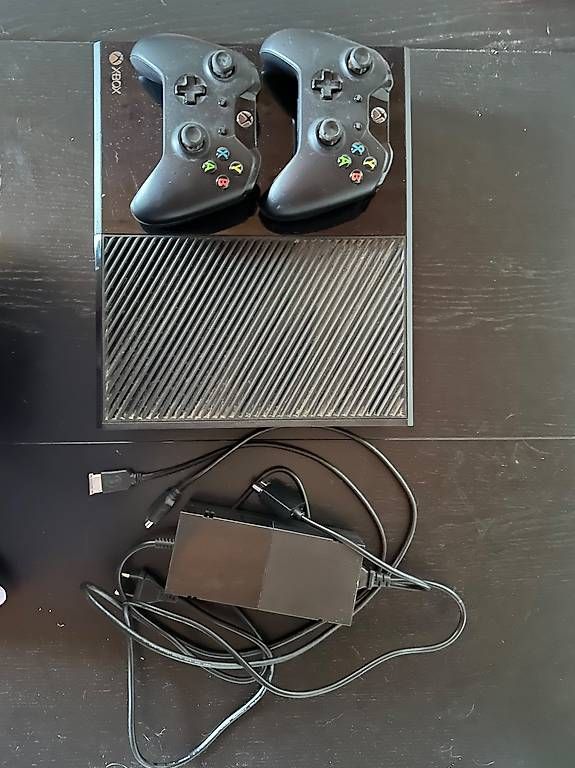 Microsoft Consoles: xbox One – D'occasion à Vallorbe par texsane