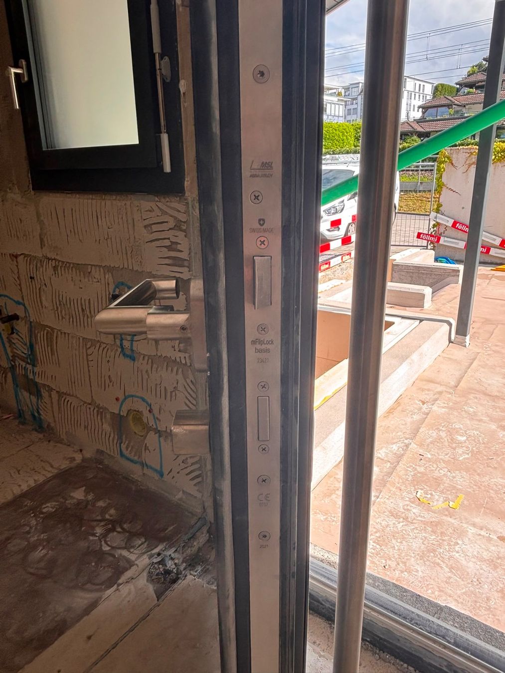 Porte: Metall Eingangstüre RC3 – Usato da Zürich venduto da morgarten 4