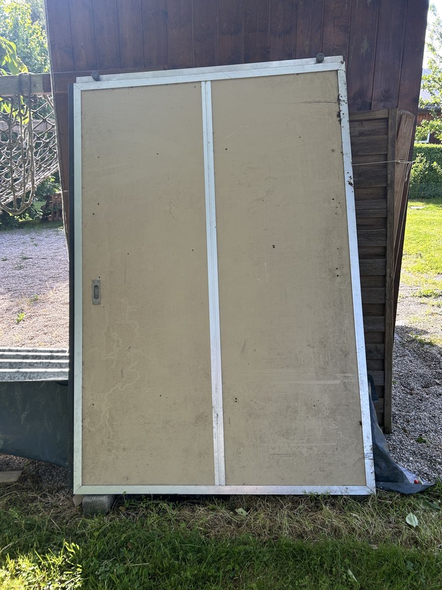 Porte: Schiebetor – Usato da Gampelen venduto da Chutz444