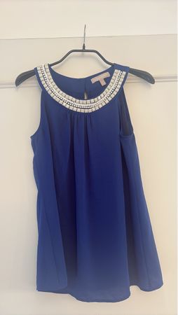 Banana Republic -Sleeveless Blouse Blue Embellished Neckline