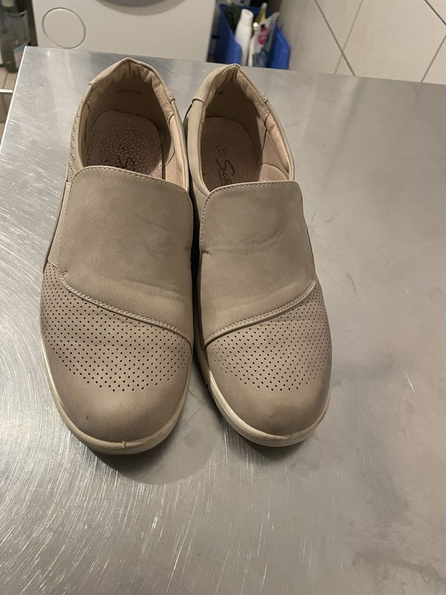 Scarpe da donna: Damenschuhe 41 designed in  Italy – Usato da Frauenfeld venduto da Waldtaube53 4