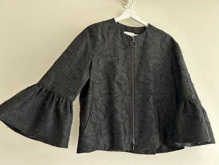 Beautiful jacquard jacket Akris Punto