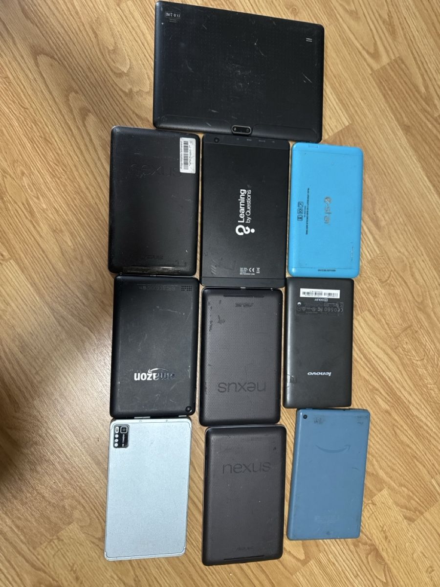 Tablet PC: 10 Tablet Mix different sizes   – Difettoso da Riehen venduto da Top-Quality 6