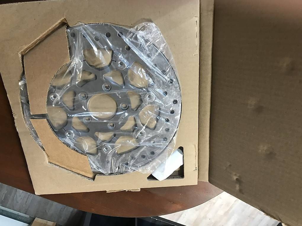 Toutes les pièces détachées moto: OEM Harley Davidson Bremsscheibe – D'occasion à Schlieren par motostyling 4