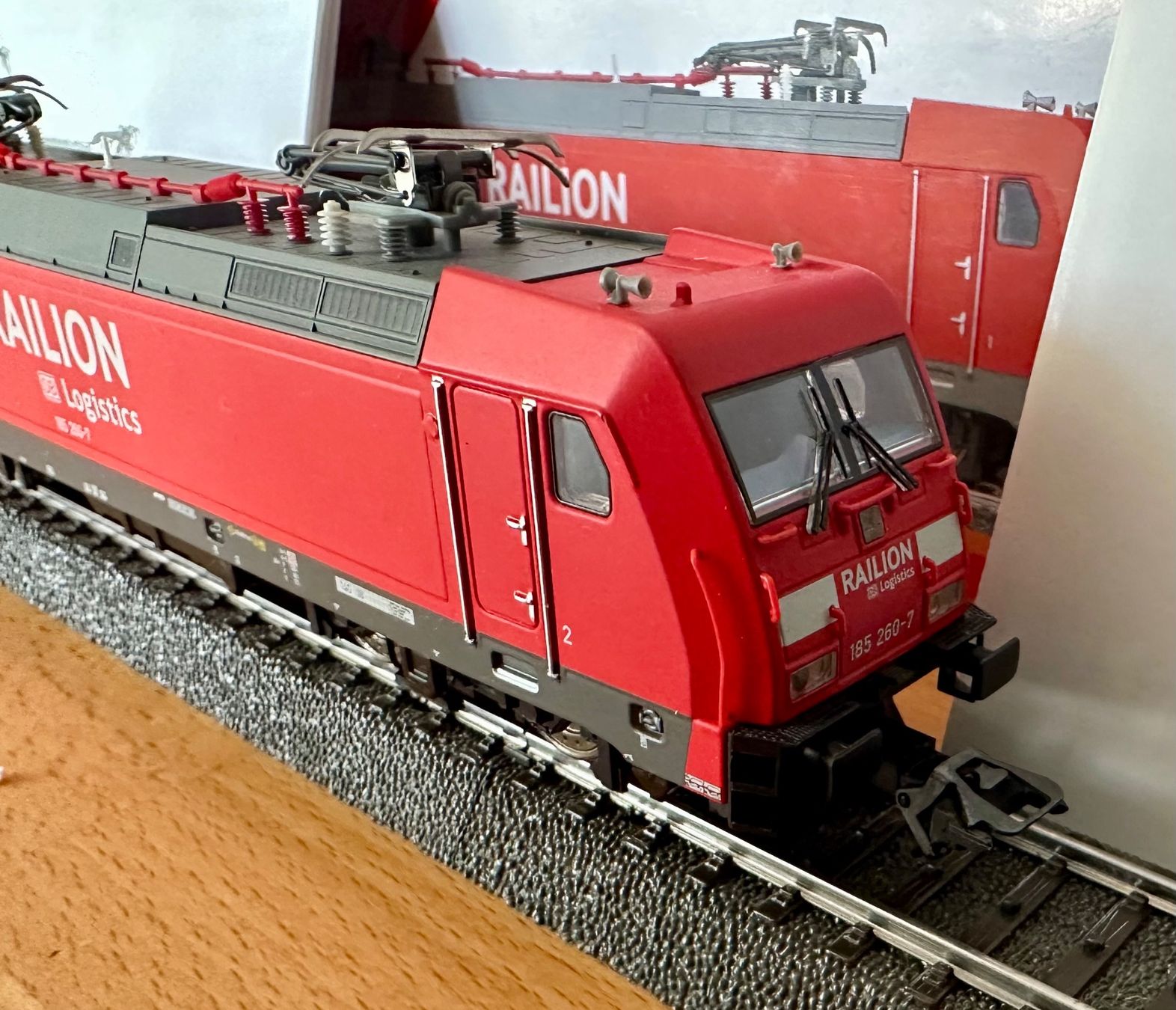 Märklin Modellini di ferrovie: Märklin 36600 DB Railion Lok Digital – Usato da Oftringen venduto da ib.85 4
