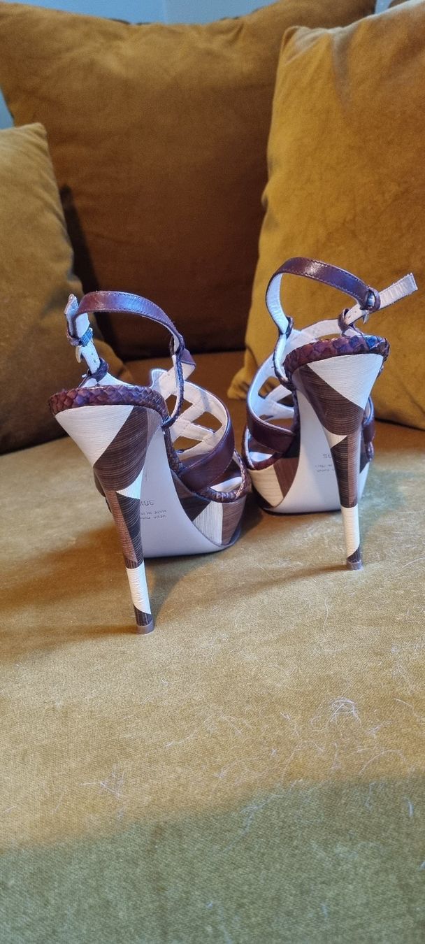 Scarpe da donna: Splendido sandalo intrecciato Loriblu – Usato da Gordola venduto da ang_7257 2