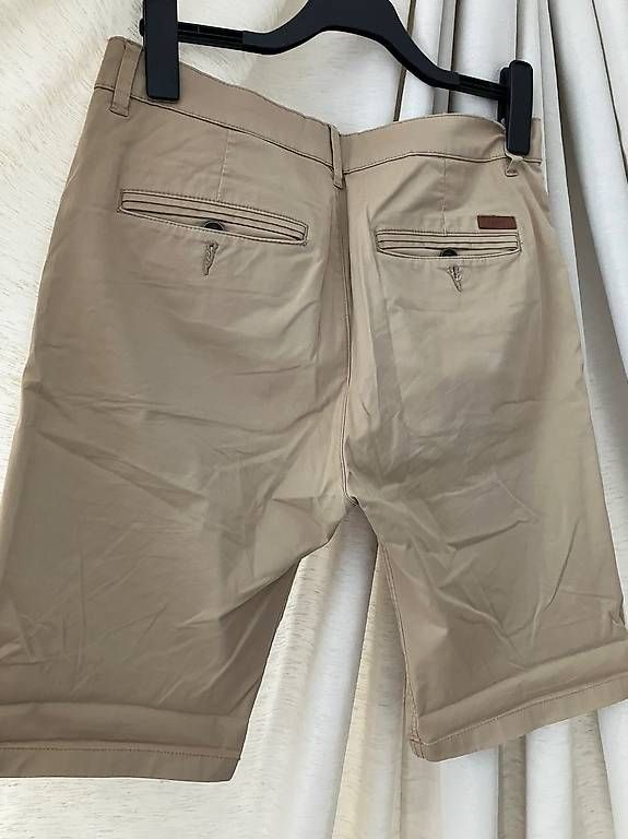 Pantaloni:  Herren-Shorts Esprit - Grösse 30 – Usato da Baar venduto da leo_j8vl 4