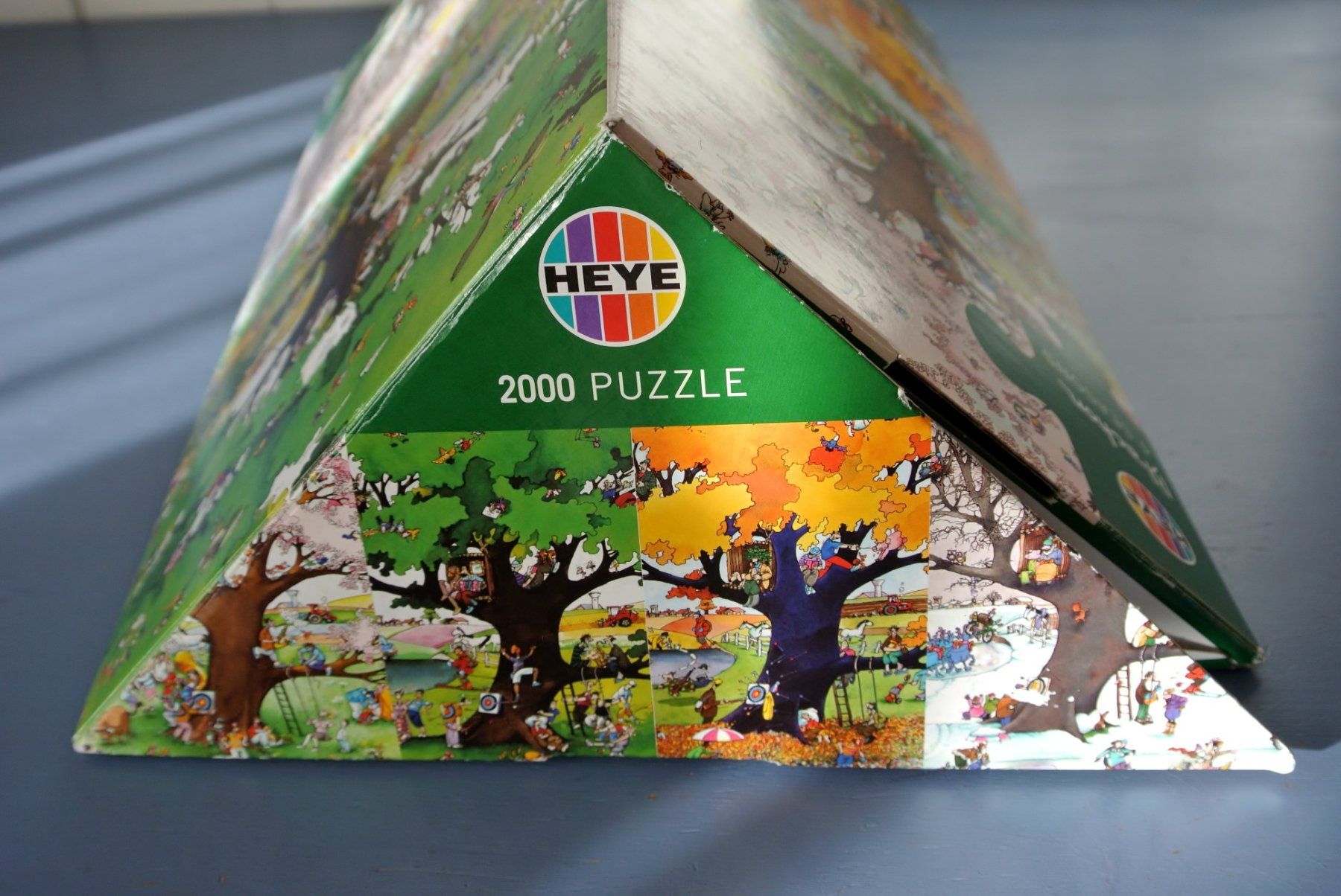 Heye Puzzles: HEYE # 29340 *4 Seasons Triangular 2000 Teile – D'occasion à Zell ZH par fossilchen 1